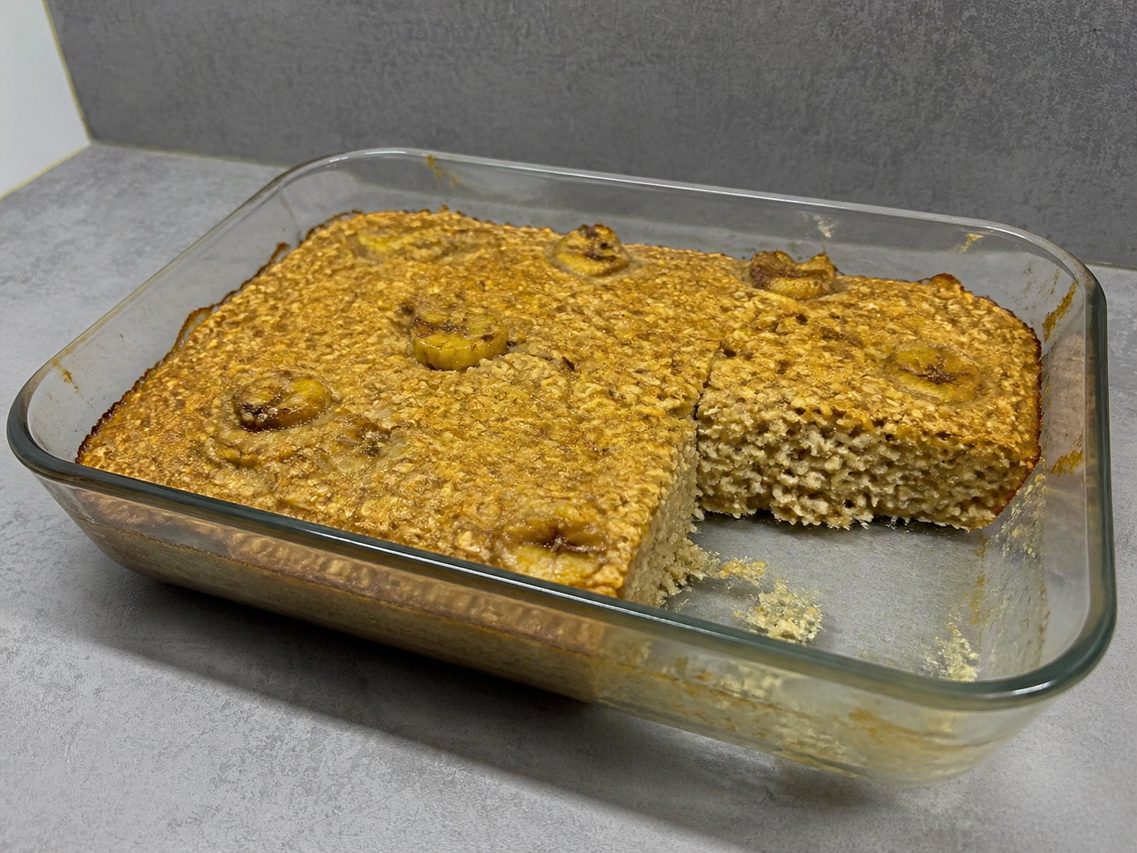 Banana baked oatmeal