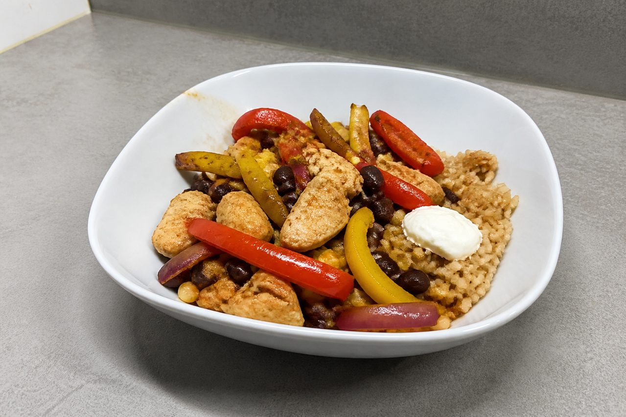 Light chicken fajita bowl