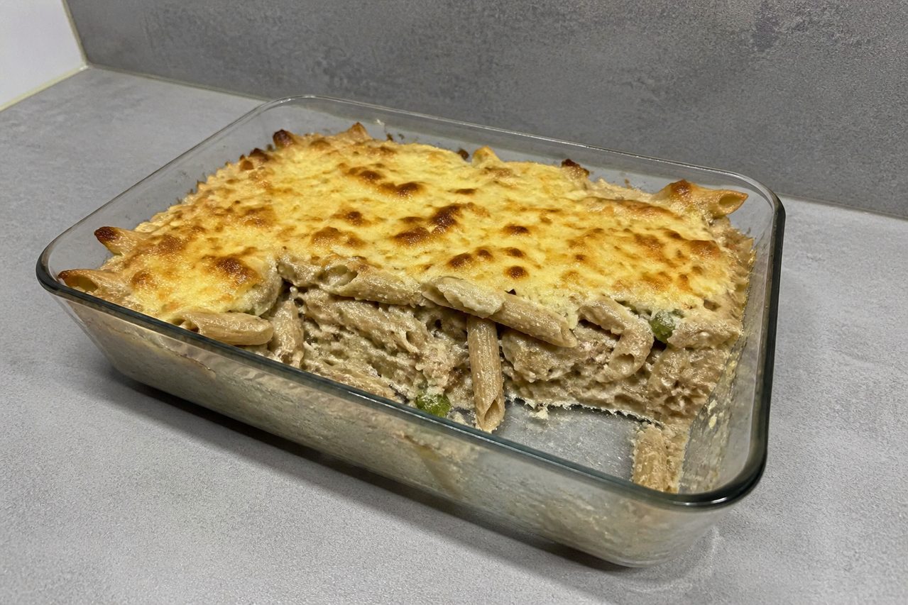 Light tuna pasta bake