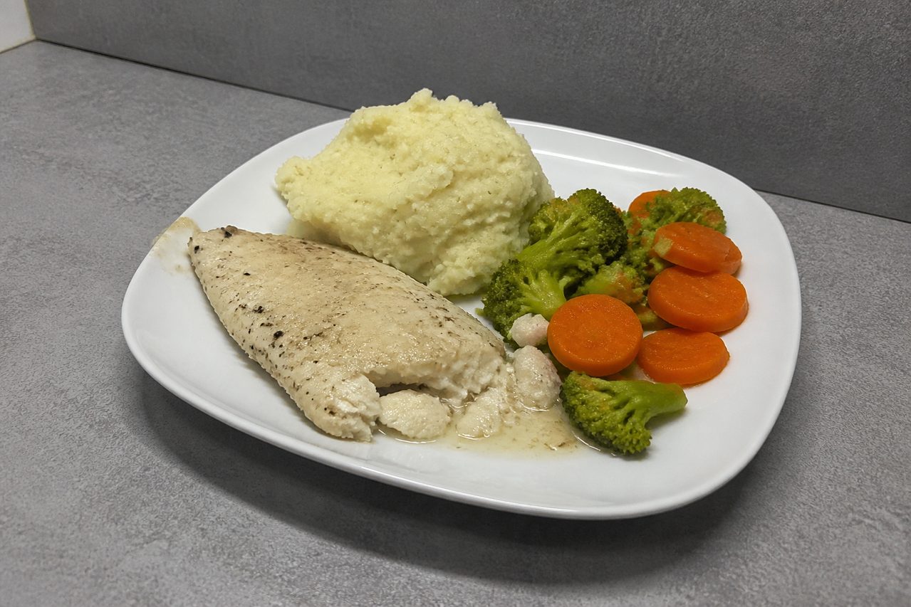 Pollock with mashed potatoes and vegetables